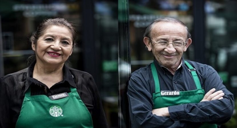 Inclusão Starbucks inaugura loja totalmente operada por pessoas da terceira idade